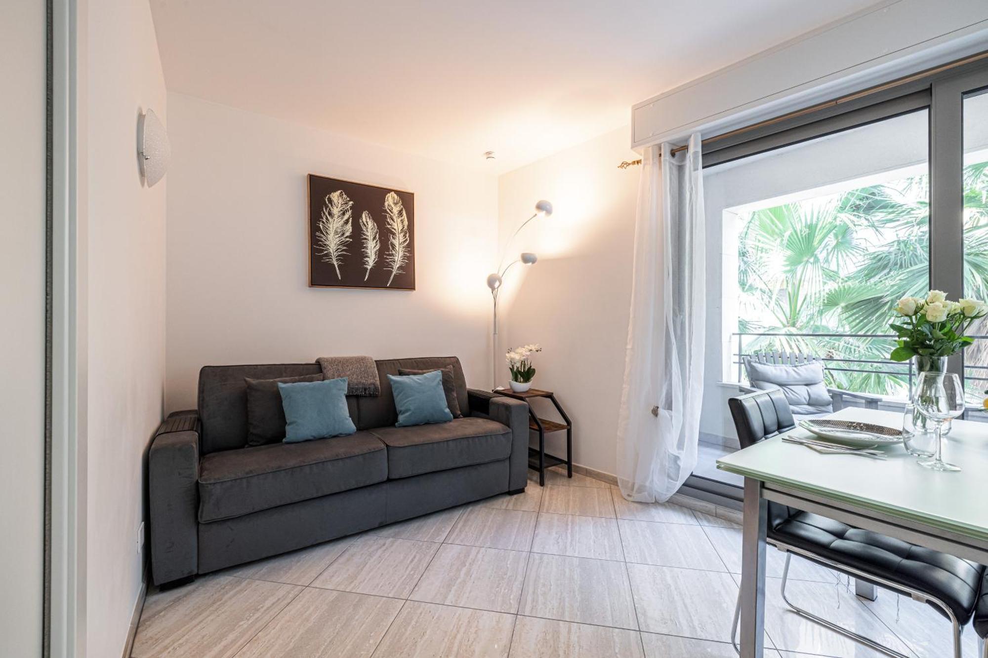 Studio Centre Terrasse Climatisation 50m plage Mentone Esterno foto